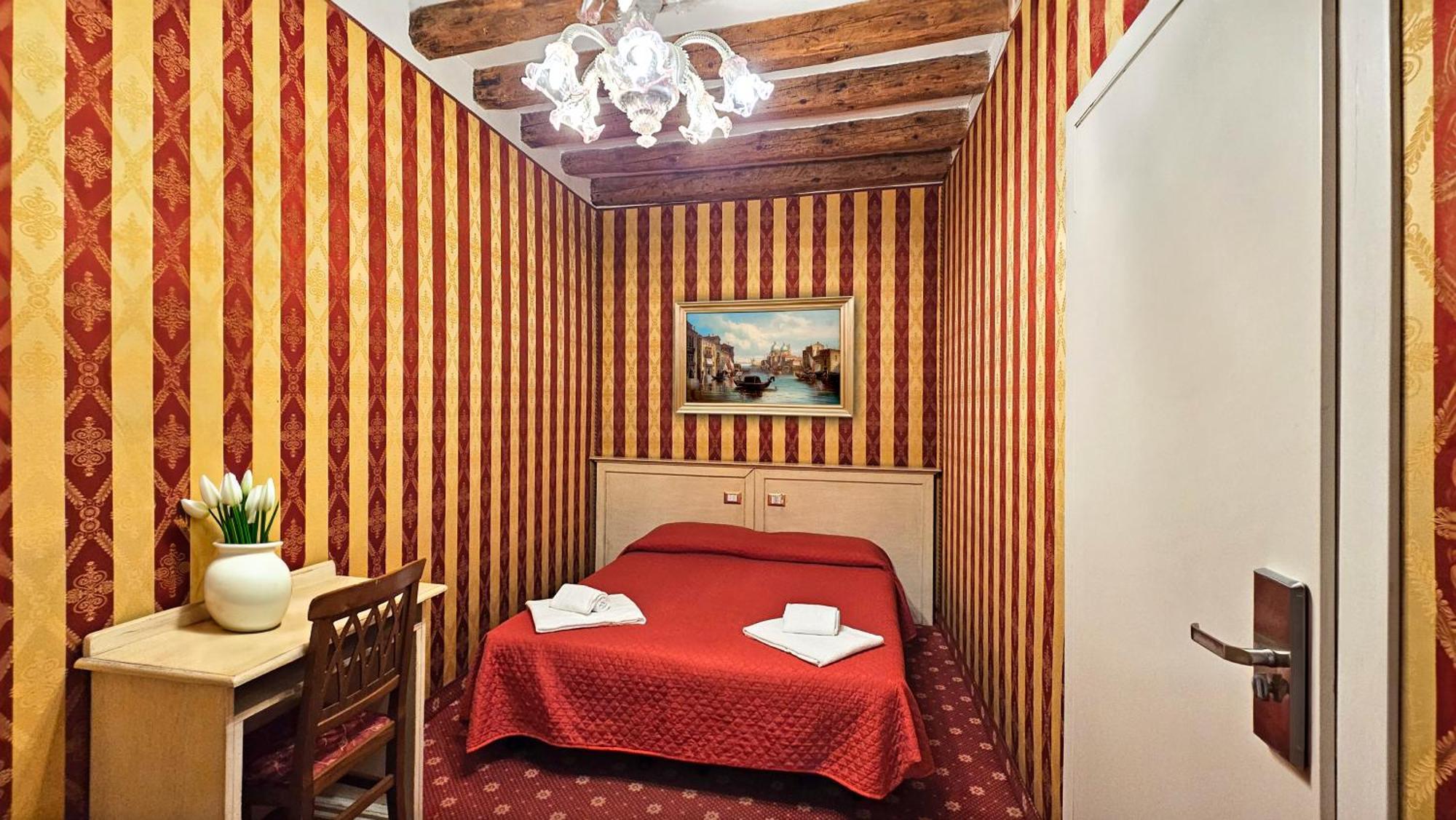 Ca' Messner 5 Leoni Hotel เวนิส ภายนอก รูปภาพ